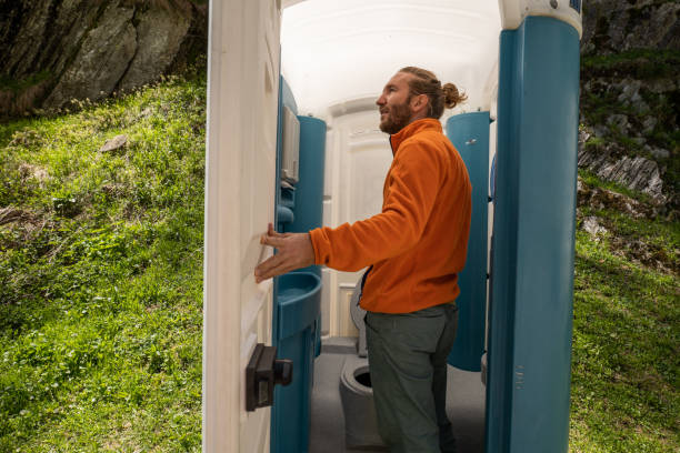 Best Porta potty rental near me  in Maxwell, CA